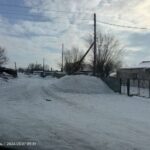 Старые линии электропередачи в поселке Аксу-Аюлы, Шетский район